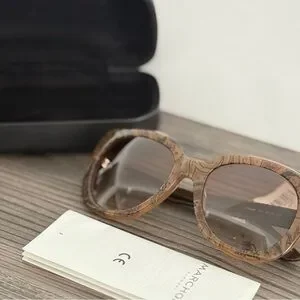 NWT ETRO Patterned Sunglasses Brown Italy w/Black Case CHANEL | Accessories | Nwt Etro Patterned Sunglasses Brown  main image 4